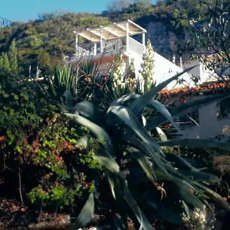 La Maison Mirava *
